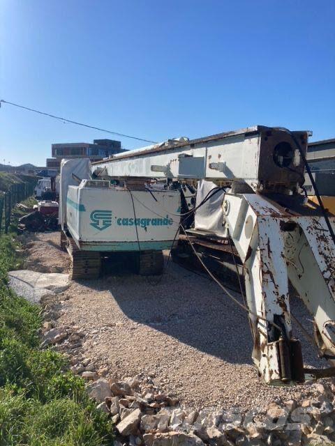 Casagrande B180 Burghiu greu