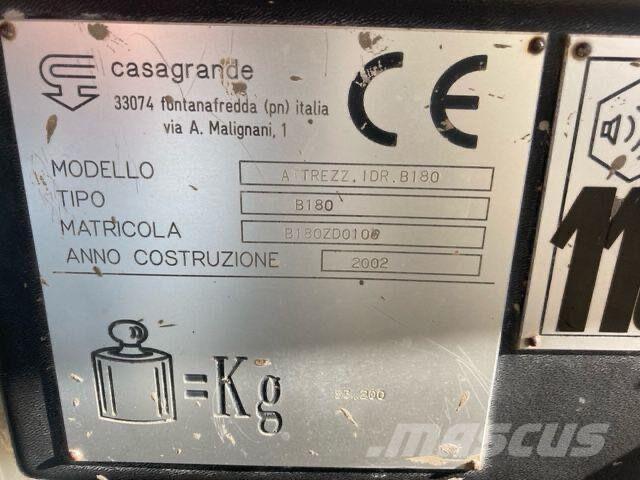 Casagrande B180 Burghiu greu