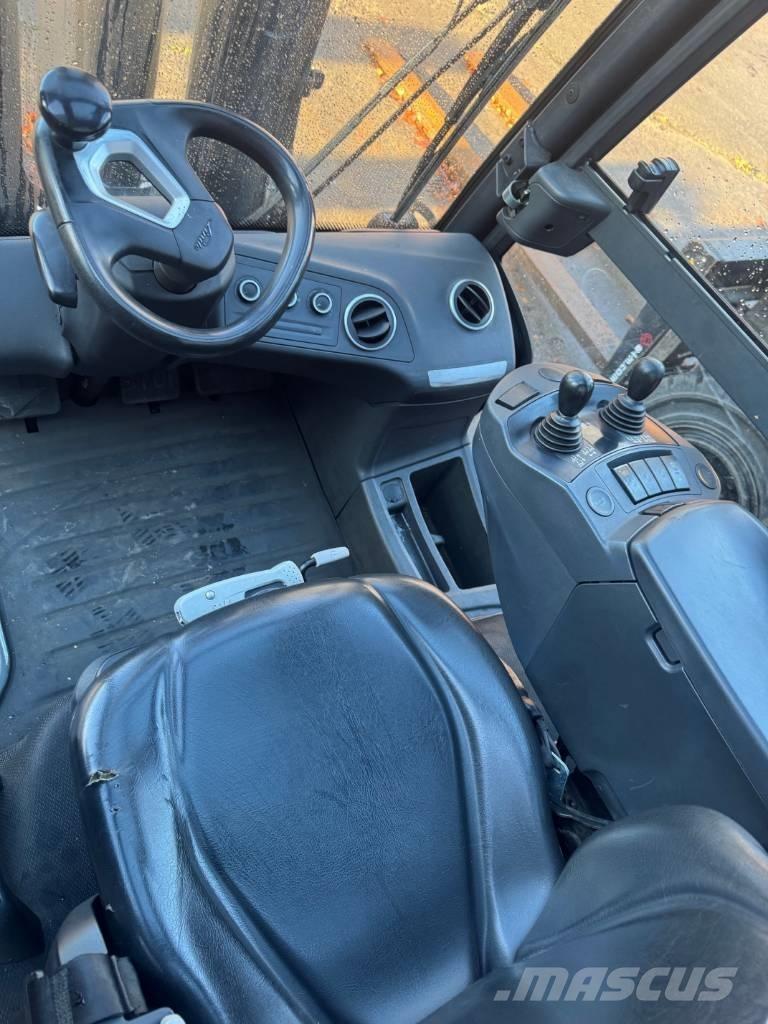 Linde H30D-01 Stivuitor diesel