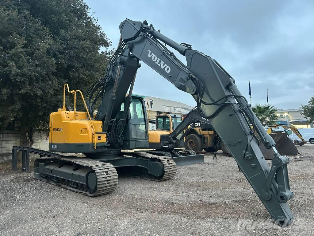 Volvo ECR 235 Excavatoare pe șenile
