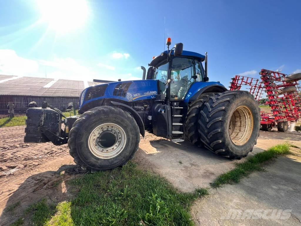 New Holland T8.360 Tractoare