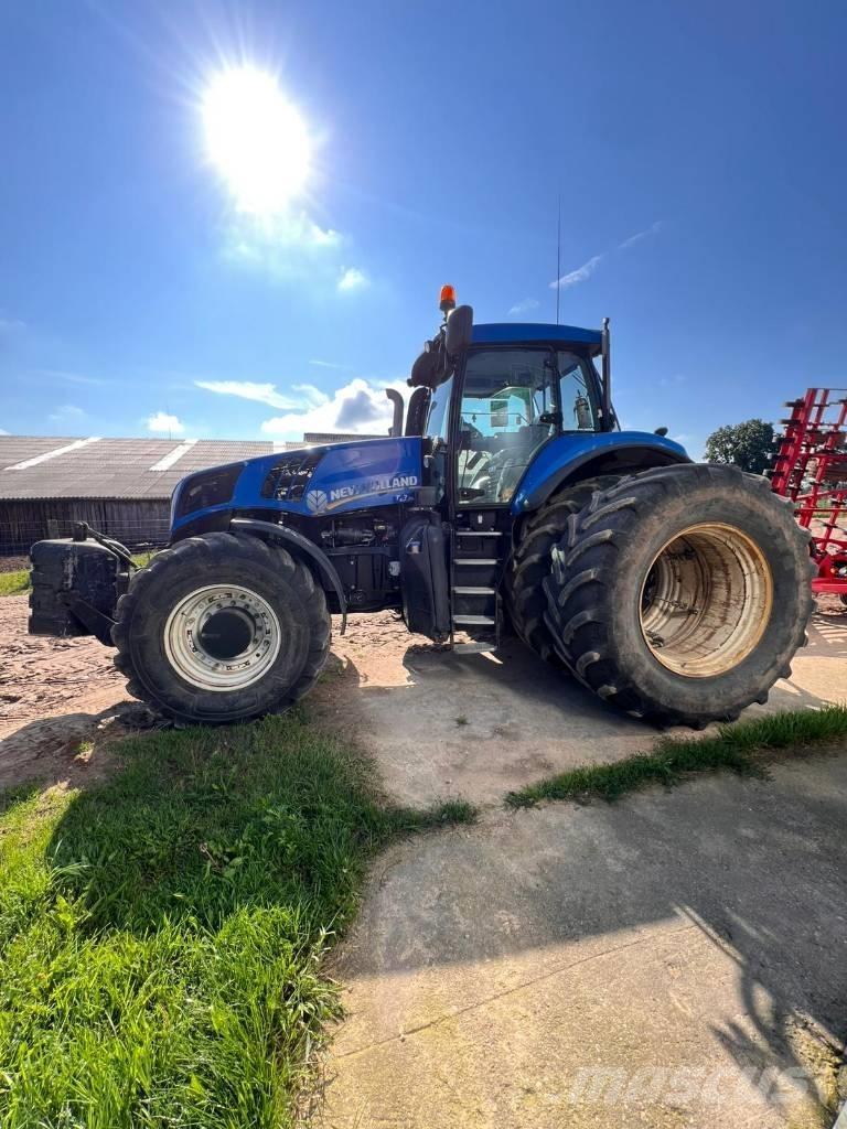 New Holland T8.360 Tractoare