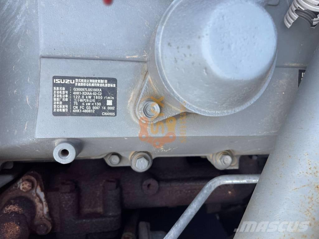 Hitachi ZX 240 Excavatoare pe șenile
