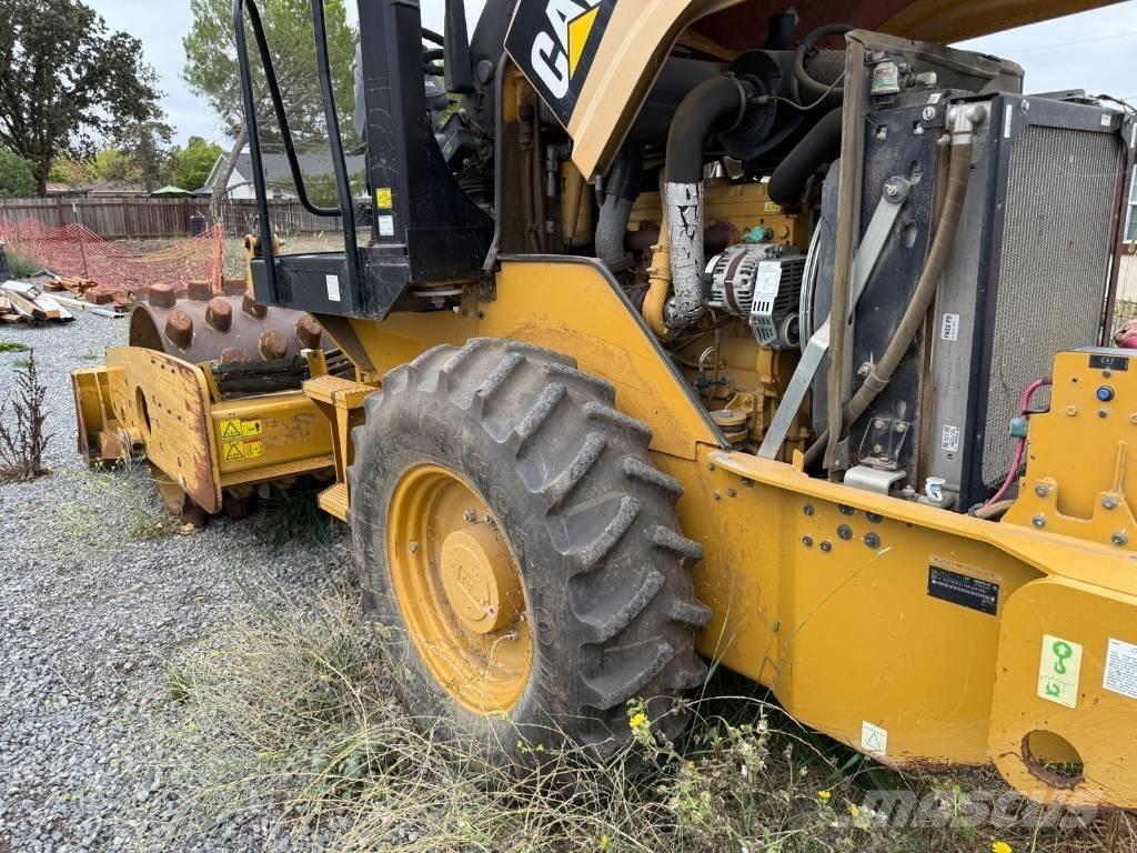 CAT CP 44 Compactoare monocilindrice