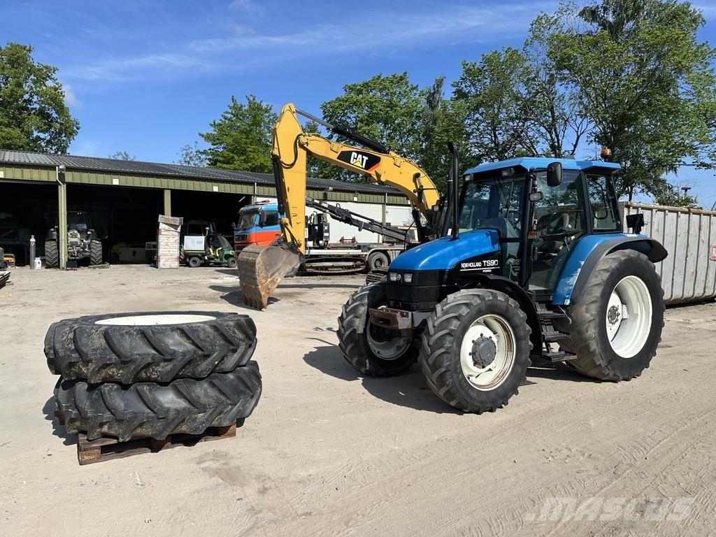 New Holland TS 90 Tractoare