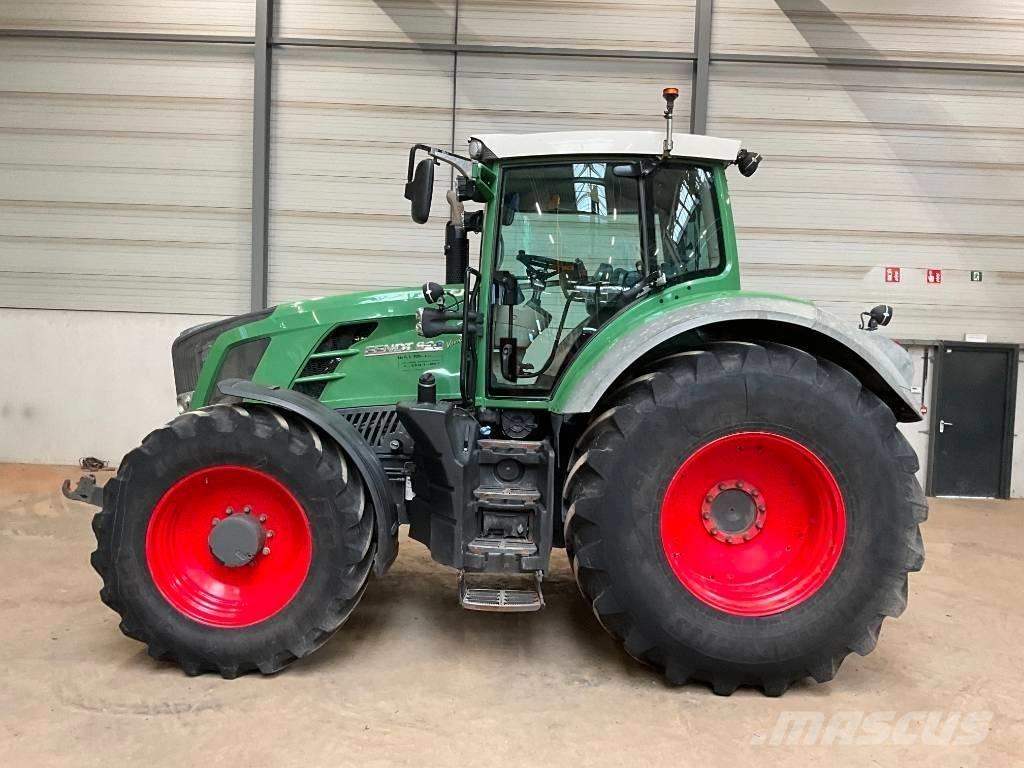 Fendt 828 Vario TMS Tractoare