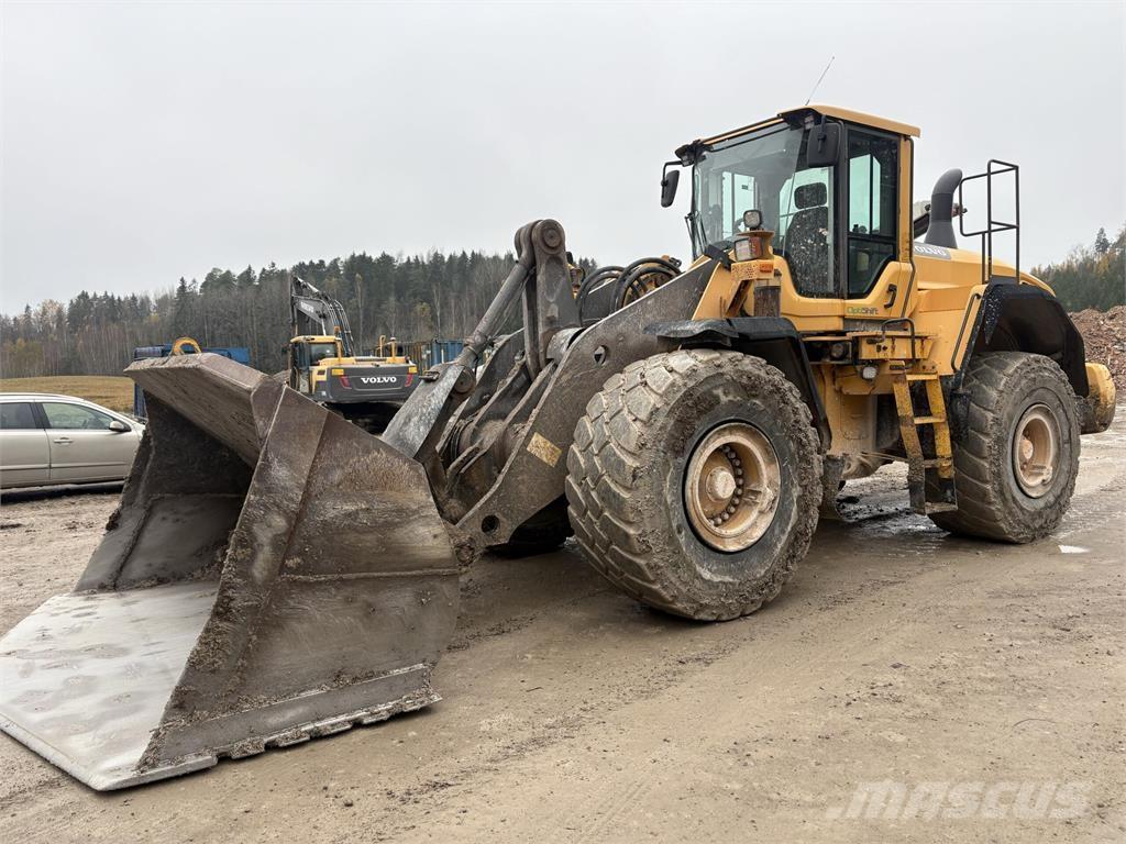 Volvo L180G Incarcator pe pneuri