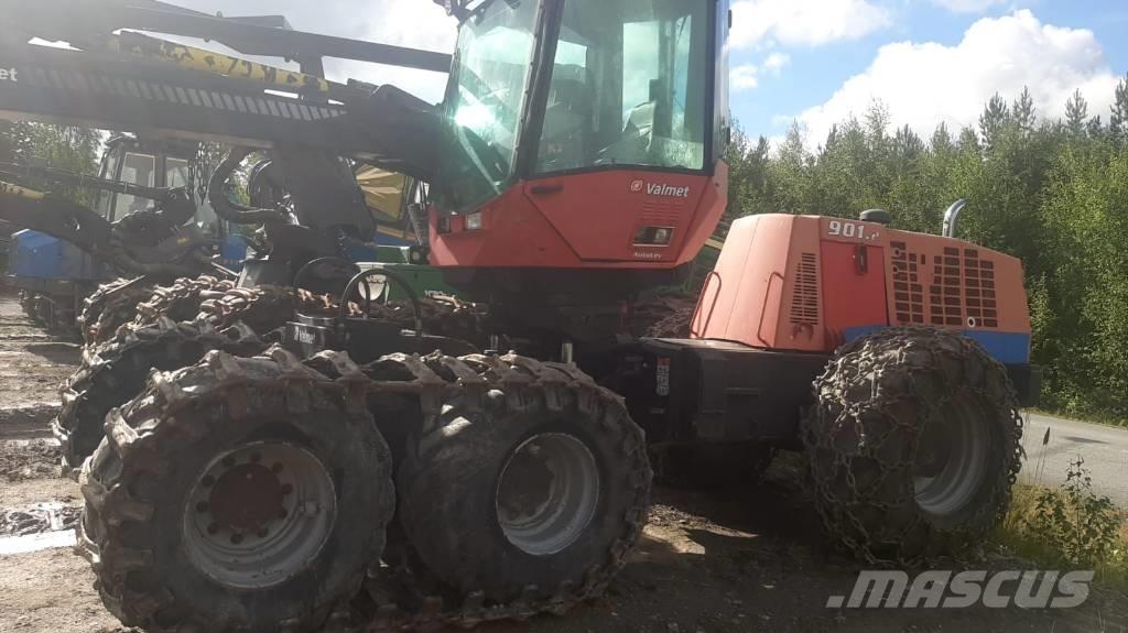 Valmet 901.2 Combine forestiere