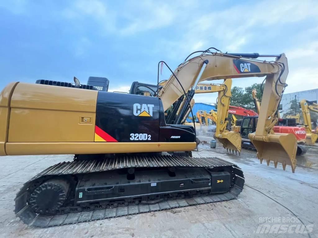 CAT 320 D Excavatoare pe șenile
