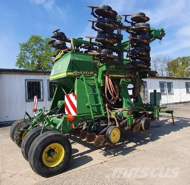 John Deere 750 A Utilaje agricole - Altele