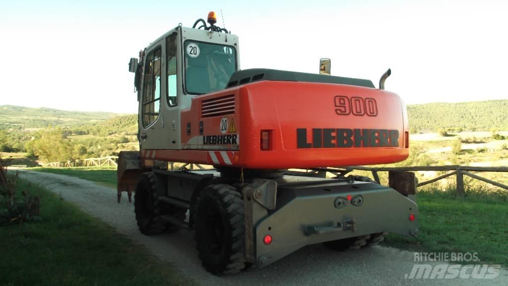 Liebherr A 900 C Excavatoare cu roti