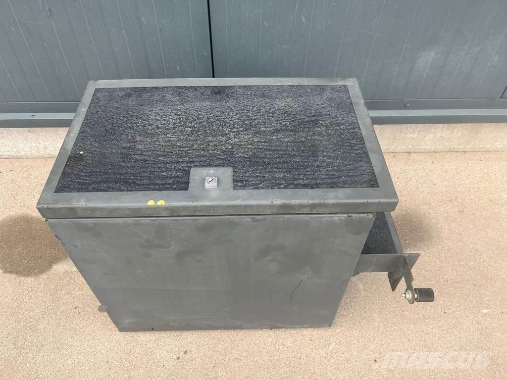 Liebherr / Toolbox Transport - Altele