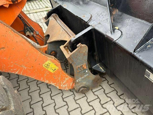 Hitachi ZW 150 Incarcator pe pneuri