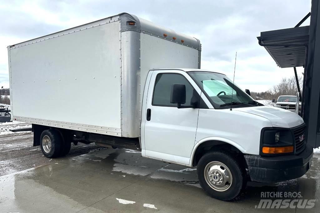 GMC Savana G3500 Autocamioane