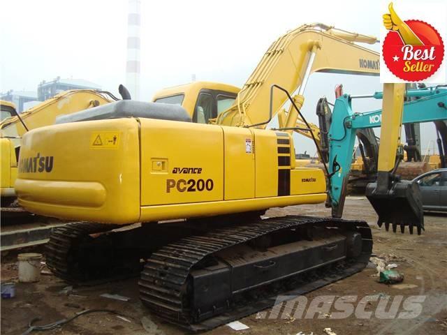 Komatsu PC 200 Excavatoare pe șenile
