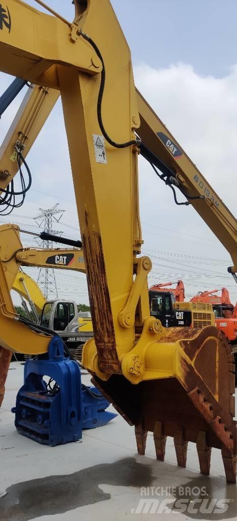 Komatsu PC 450 LC-7 Excavatoare pe șenile
