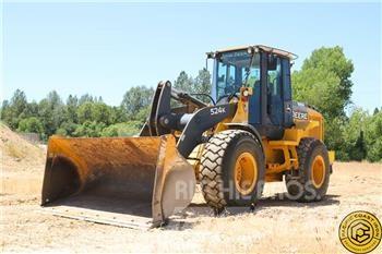 DEERE 524K Incarcator pe pneuri