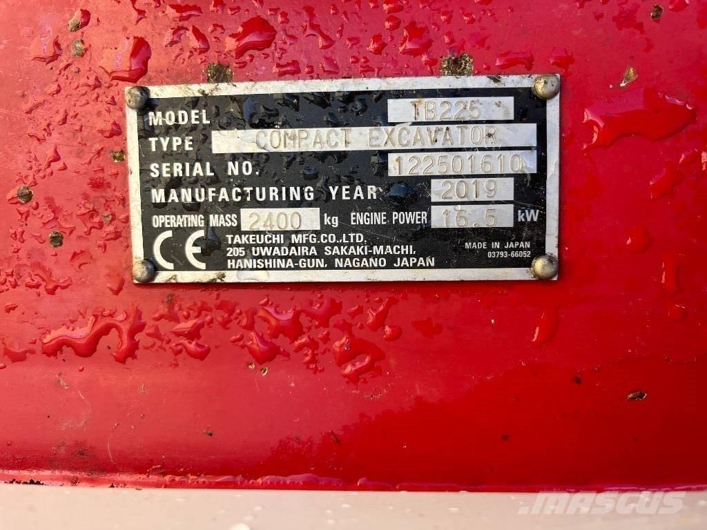 Takeuchi TB 225 Mini excavatoare < 7t