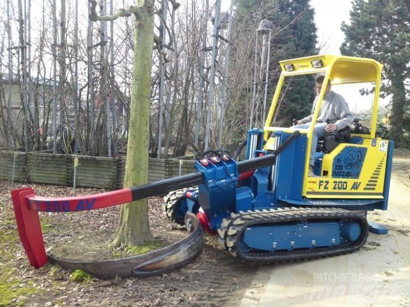  Pazzaglia FZ 200 AV Utilaje întreţinere terenuri - Altele