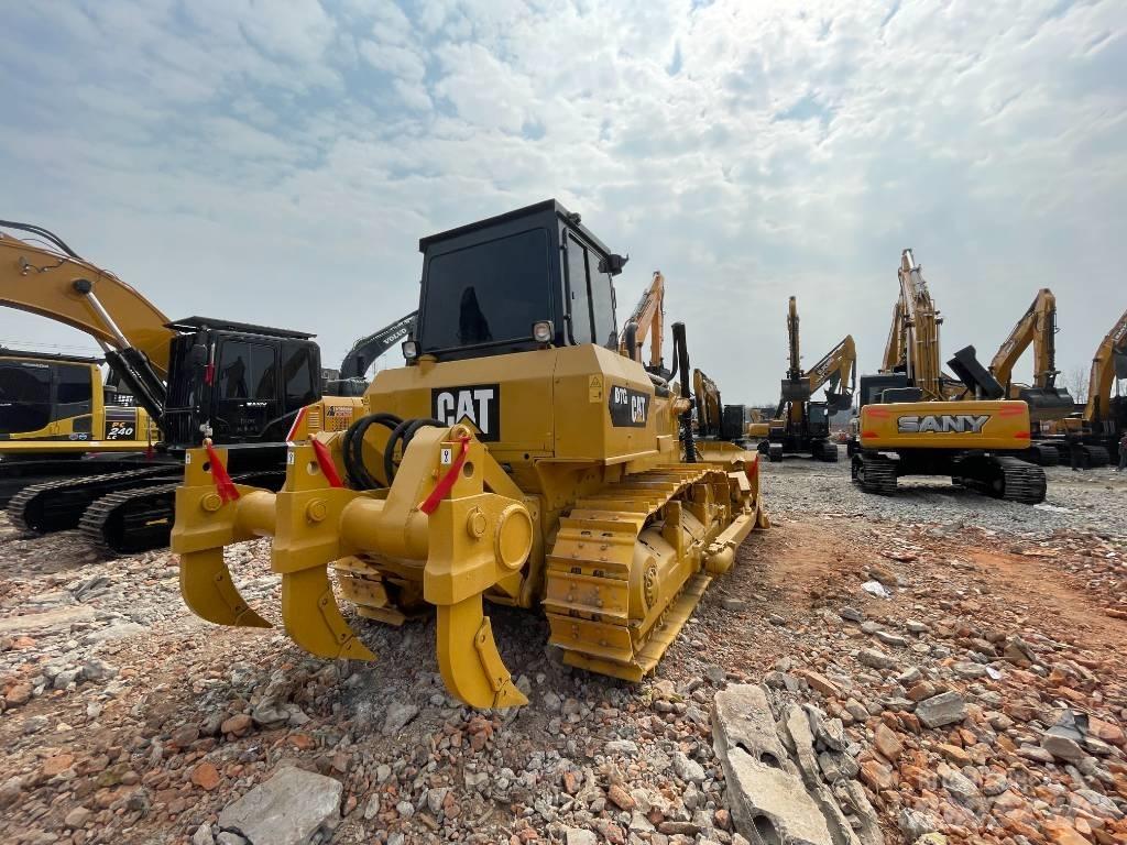 CAT D 7 G Excavatoare pe șenile
