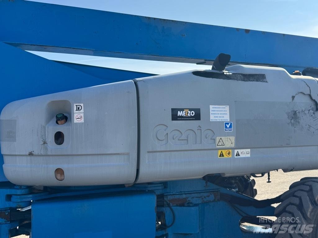 Genie 135/70 Nacele cu brat articulat