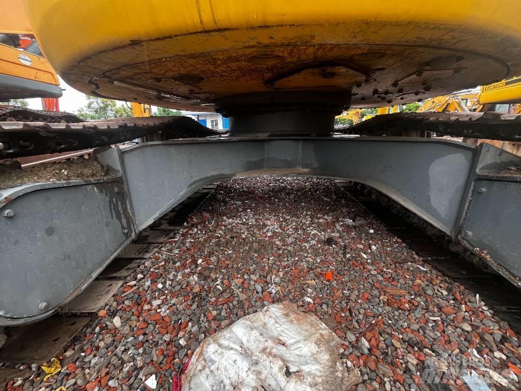 Komatsu PC 138 US Excavatoare pe șenile
