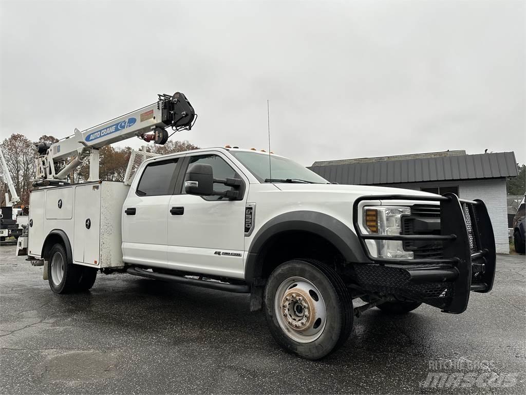 Ford F550 Municipal/vehicul cu uz general