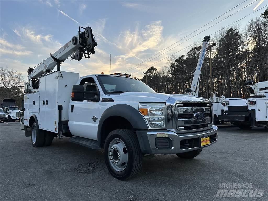 Ford F550 Municipal/vehicul cu uz general