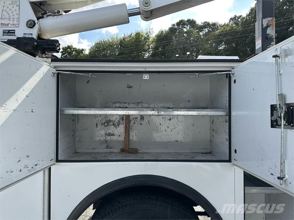 Ford F750 Municipal/vehicul cu uz general