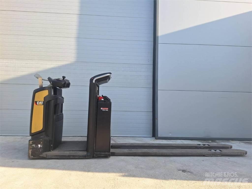 CAT N020NE Stivuitoare de micã inaltime pentu logistica