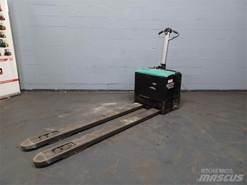 CAT NPP20M Transpaleta manuala