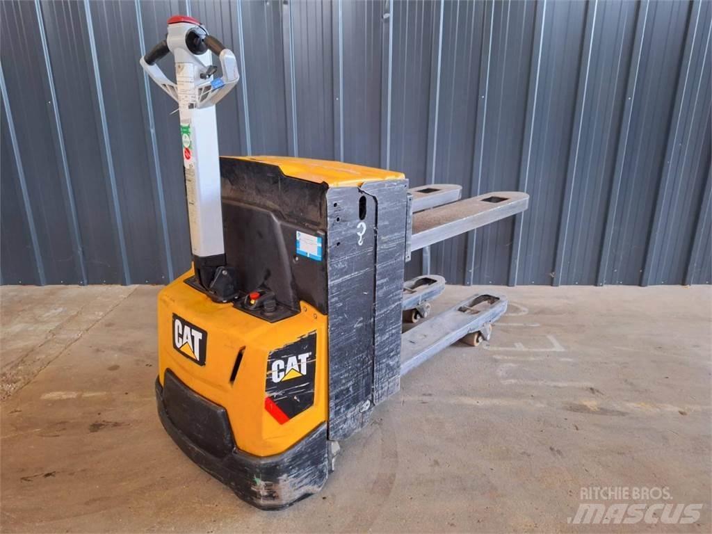 CAT NPP20N2E Transpaleta manuala