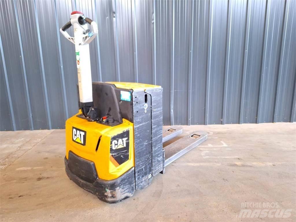 CAT NPP20N2E Transpaleta manuala
