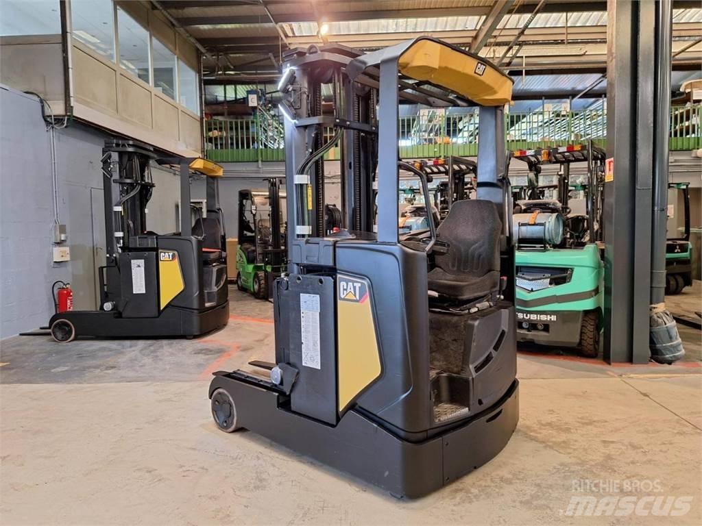 CAT NR16N2 Stivuitor cu catarg retractabil