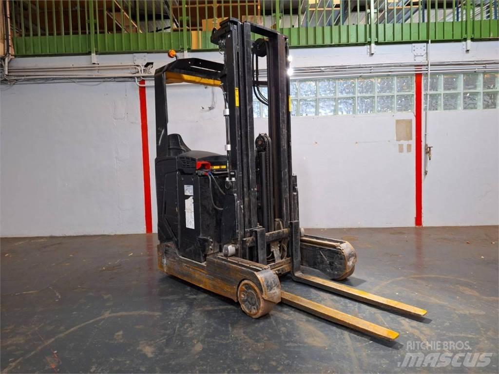 CAT NR16N2 Stivuitor cu catarg retractabil