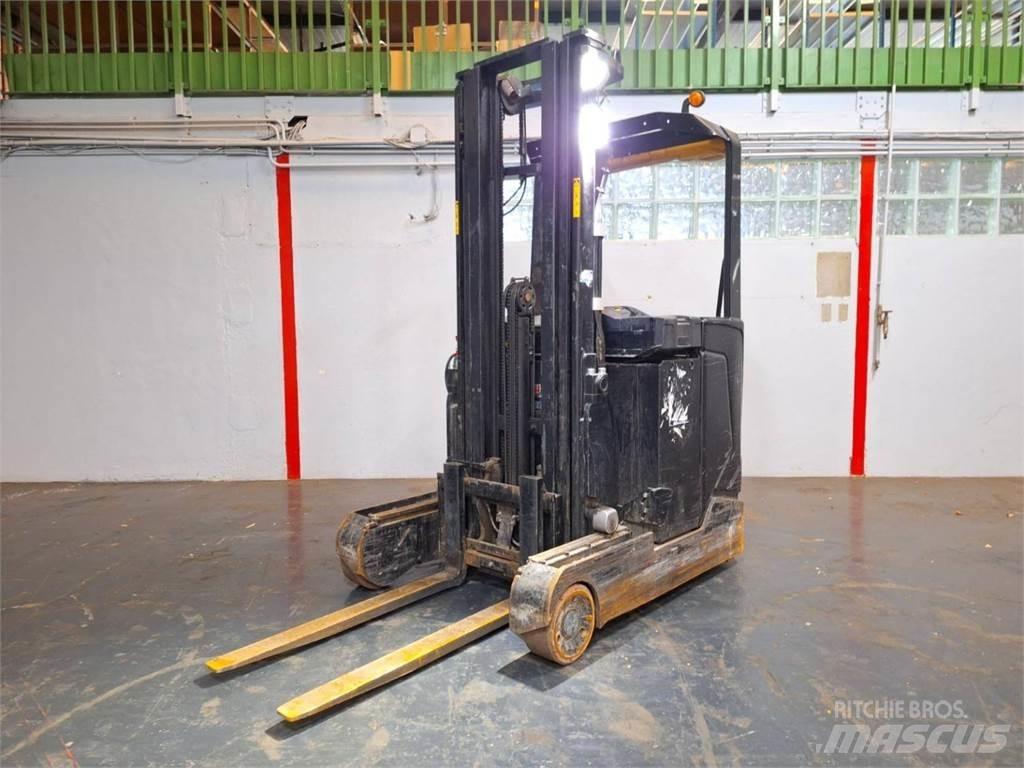 CAT NR16N2 Stivuitor cu catarg retractabil