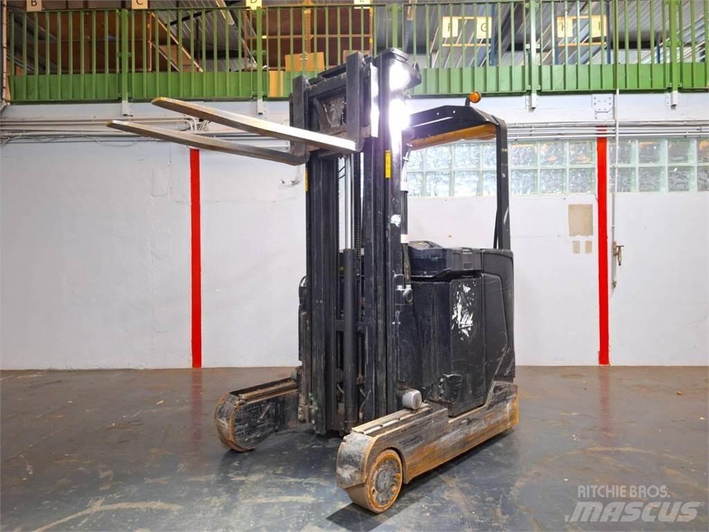 CAT NR16N2 Stivuitor cu catarg retractabil