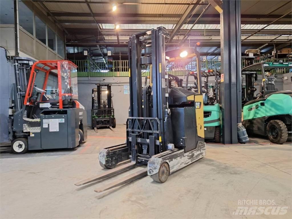 CAT NR20NH Stivuitor cu catarg retractabil