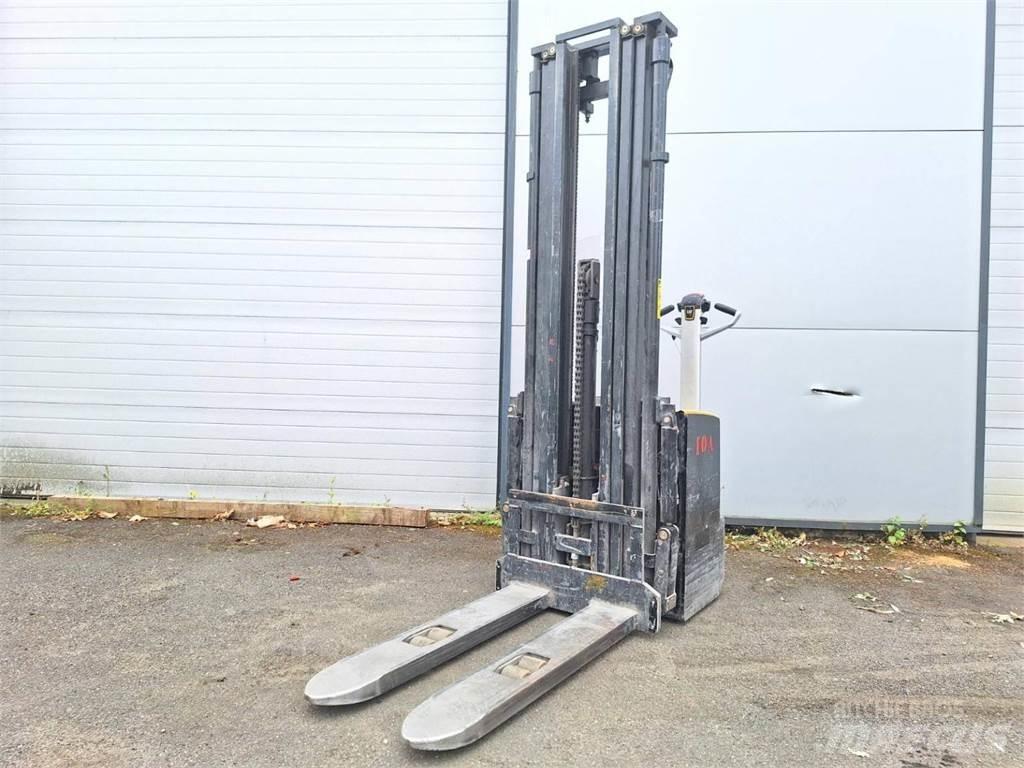 CAT NSP16N2 Transpaleta manuala