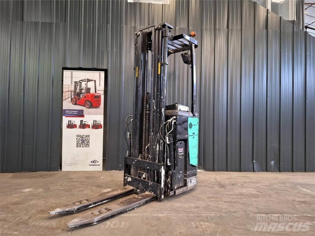 CAT NSR16N Transpaleti autopropulsanti