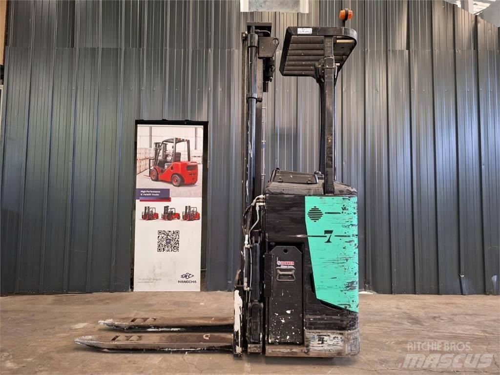 CAT NSR16N Transpaleti autopropulsanti