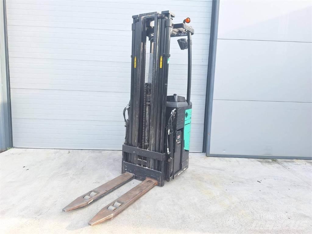 CAT NSR16N Transpaleti autopropulsanti