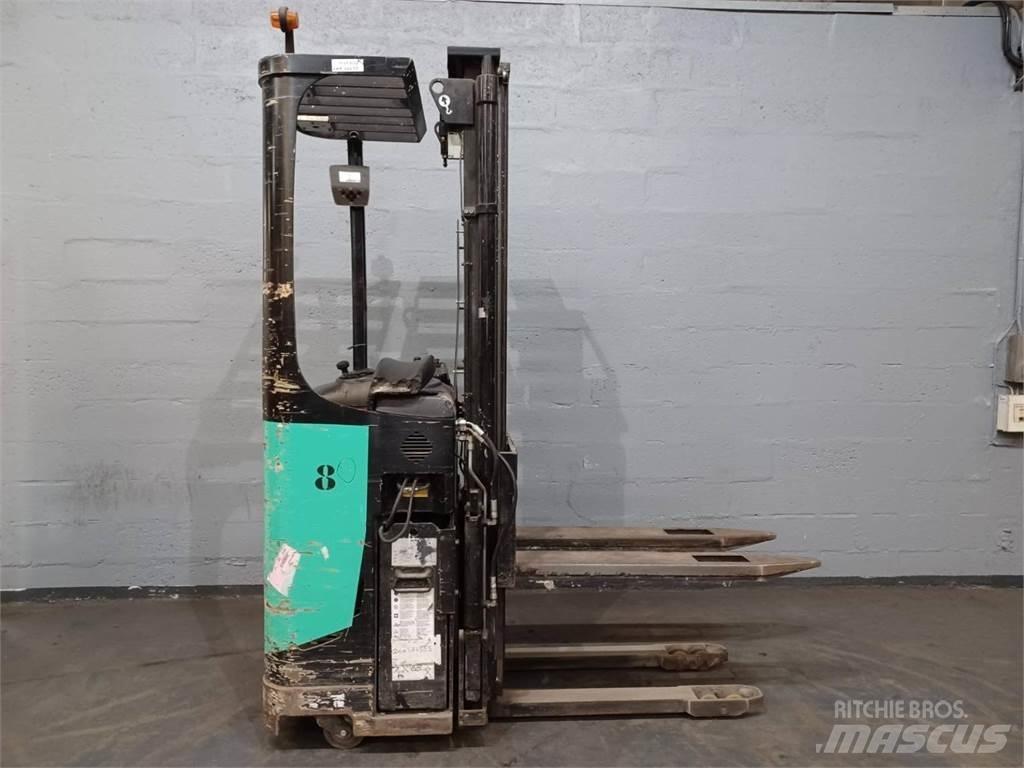 CAT NSR16N Transpaleti autopropulsanti