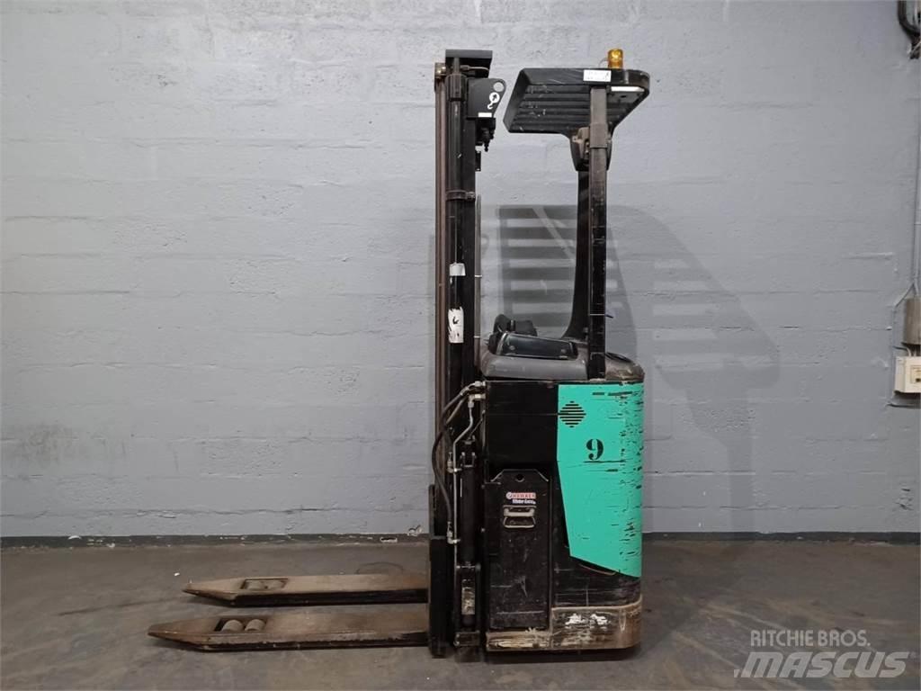 CAT NSR16N Transpaleti autopropulsanti