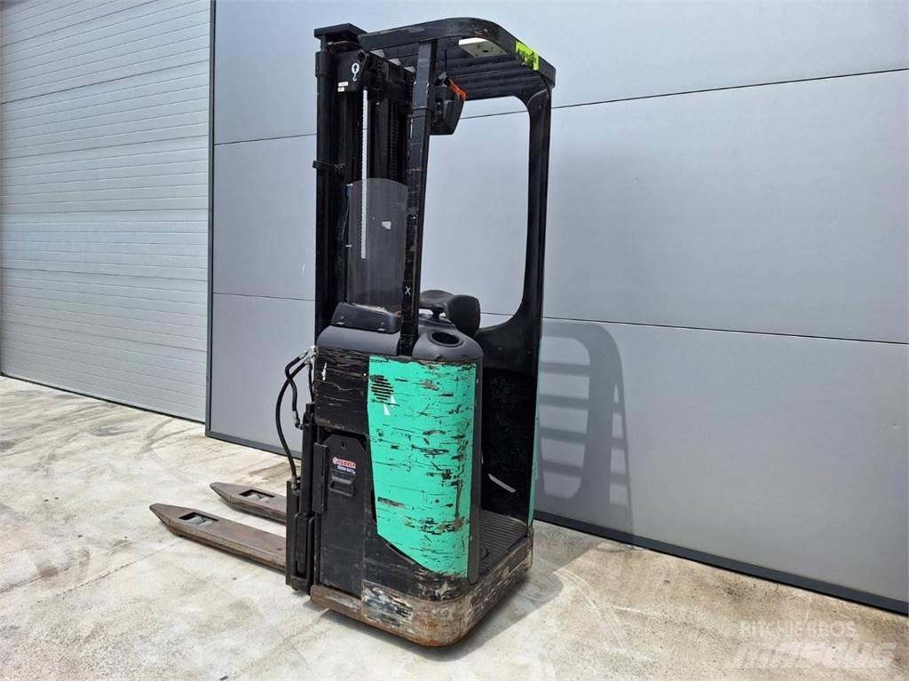 CAT NSR16N Transpaleti autopropulsanti