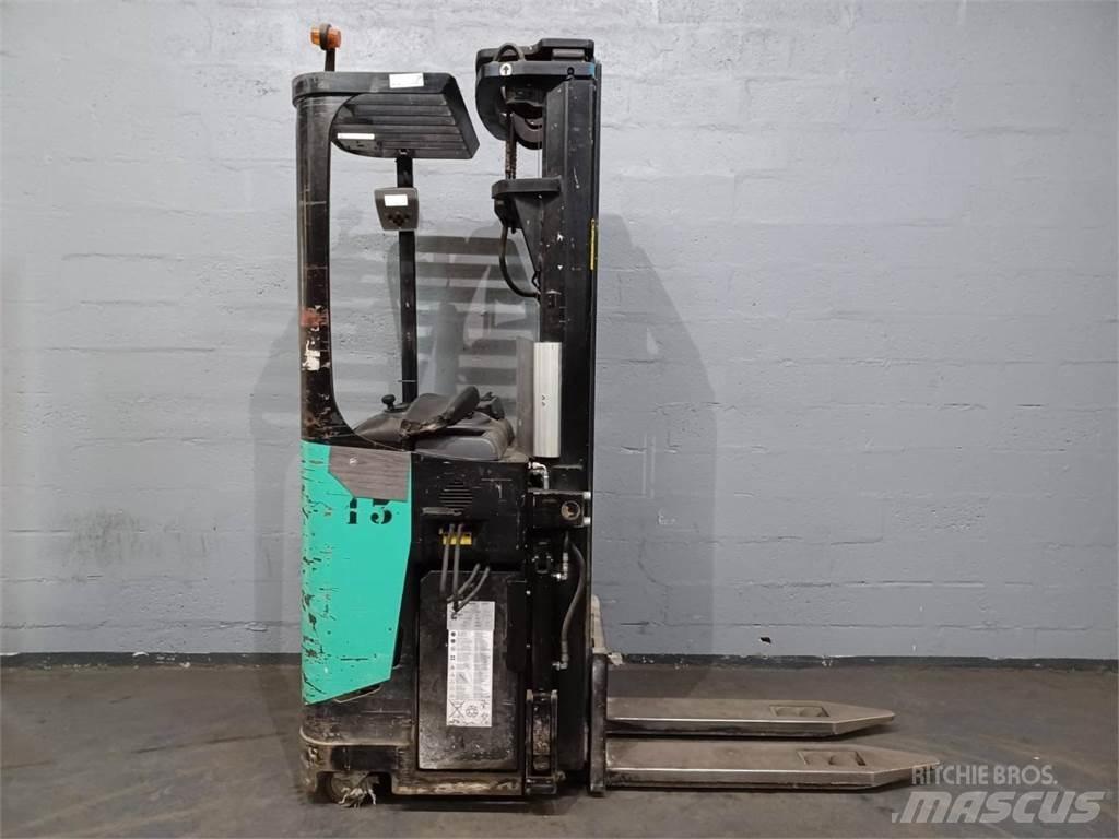 CAT NSR20N Transpaleti autopropulsanti