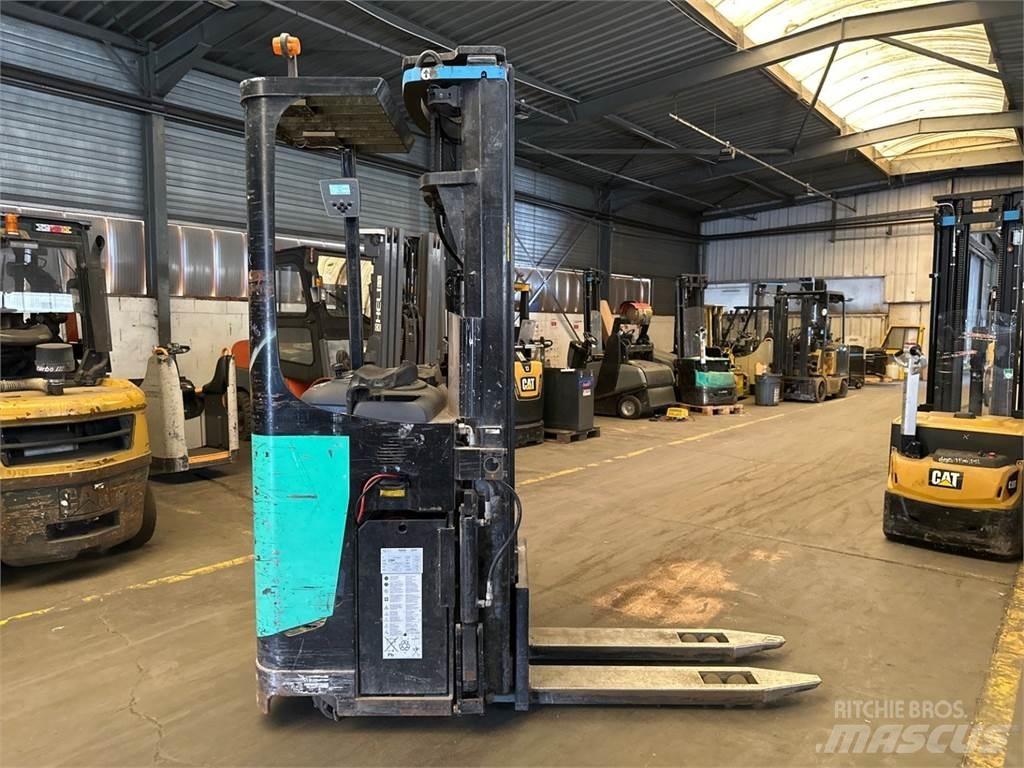 CAT NSR20N Transpaleti autopropulsanti
