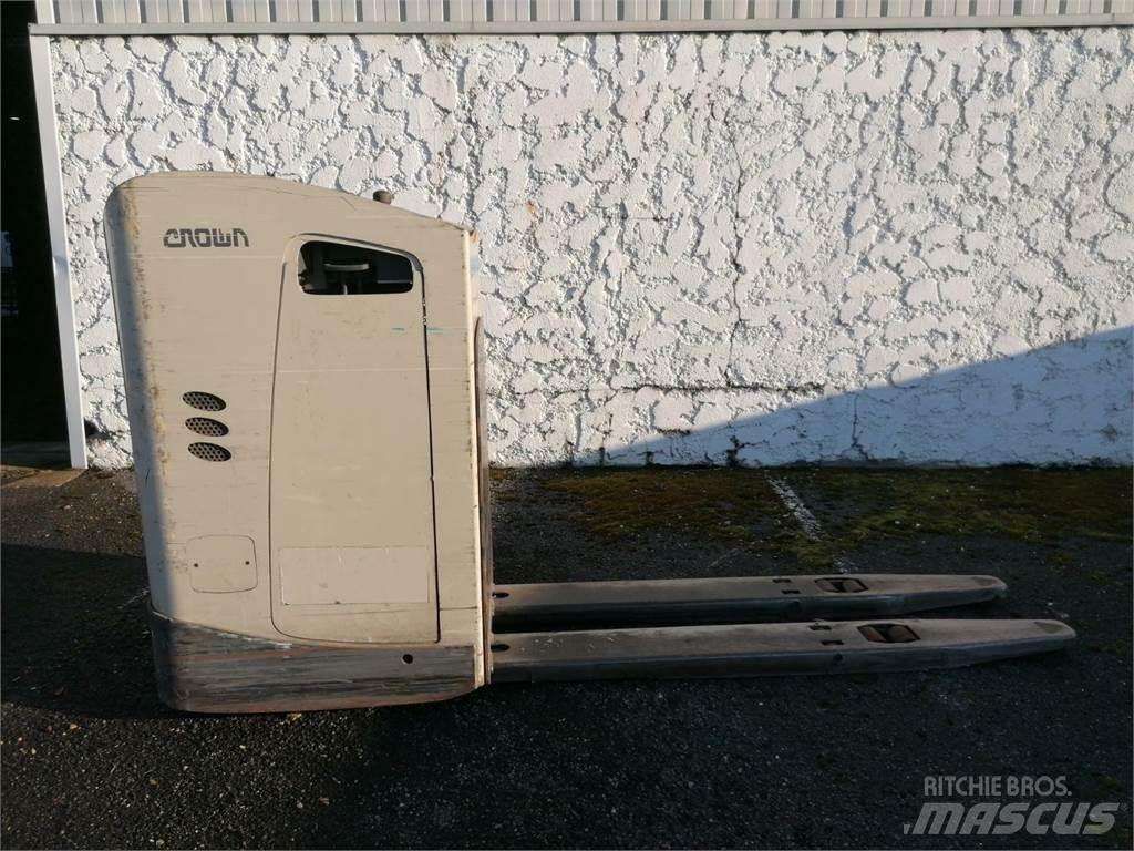 Crown RT4000 Transpaleti autopropulsanti