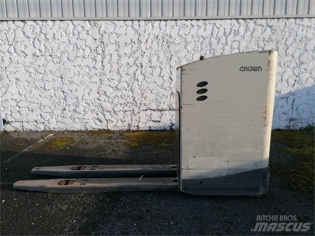 Crown RT4000 Transpaleti autopropulsanti