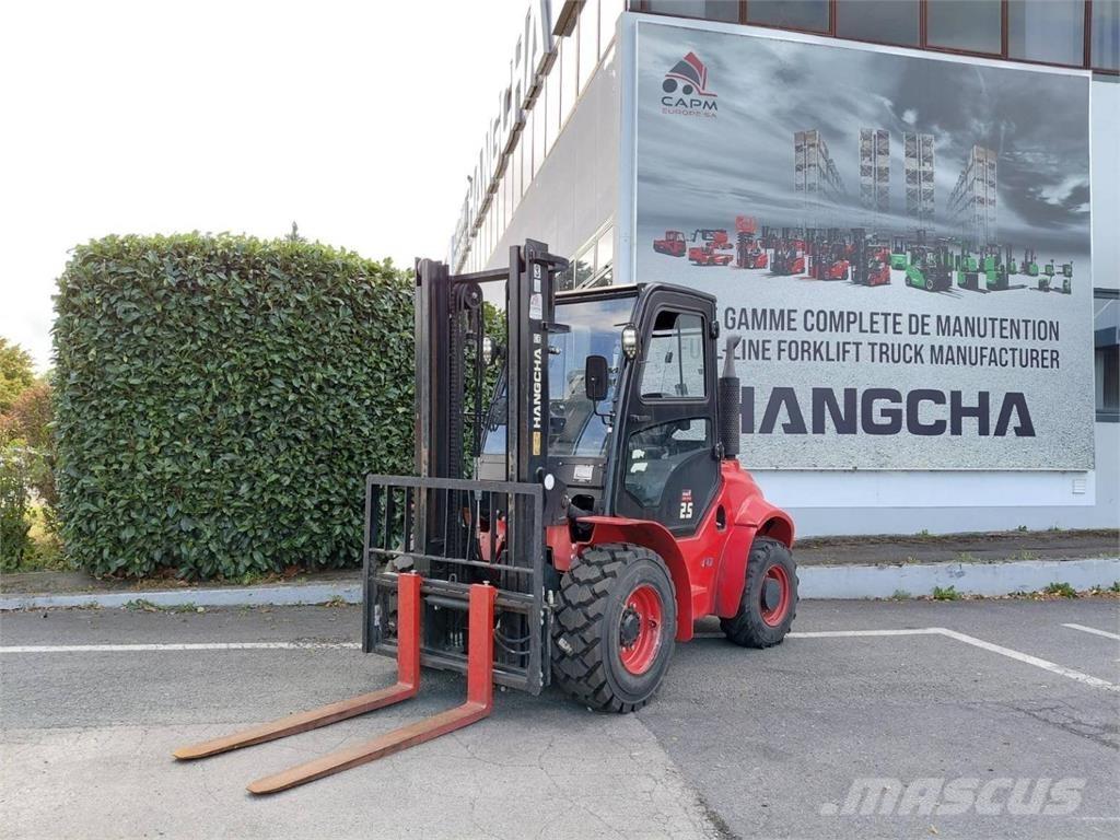 Hangcha TT25-4 Masini de teren dificil